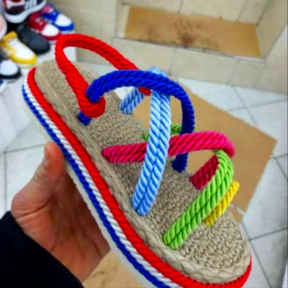 Shoes sandals